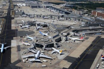 Frankfurt airport 2 984x554 1