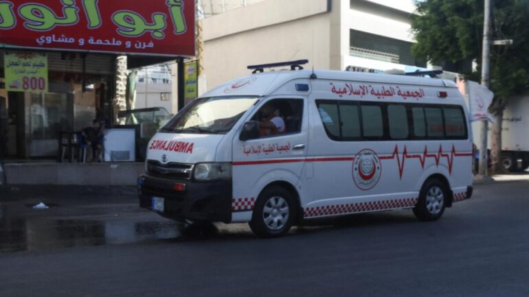 Lubnan ambulance reu 2279641 scaled